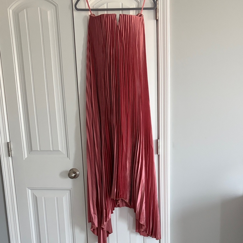 VICI Pink Pleated Strapless Dress
